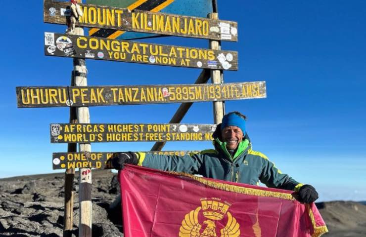 Massimiliano Ossini sul Kilimangiaro per Linea Bianca: "Emozioni indimenticabili"